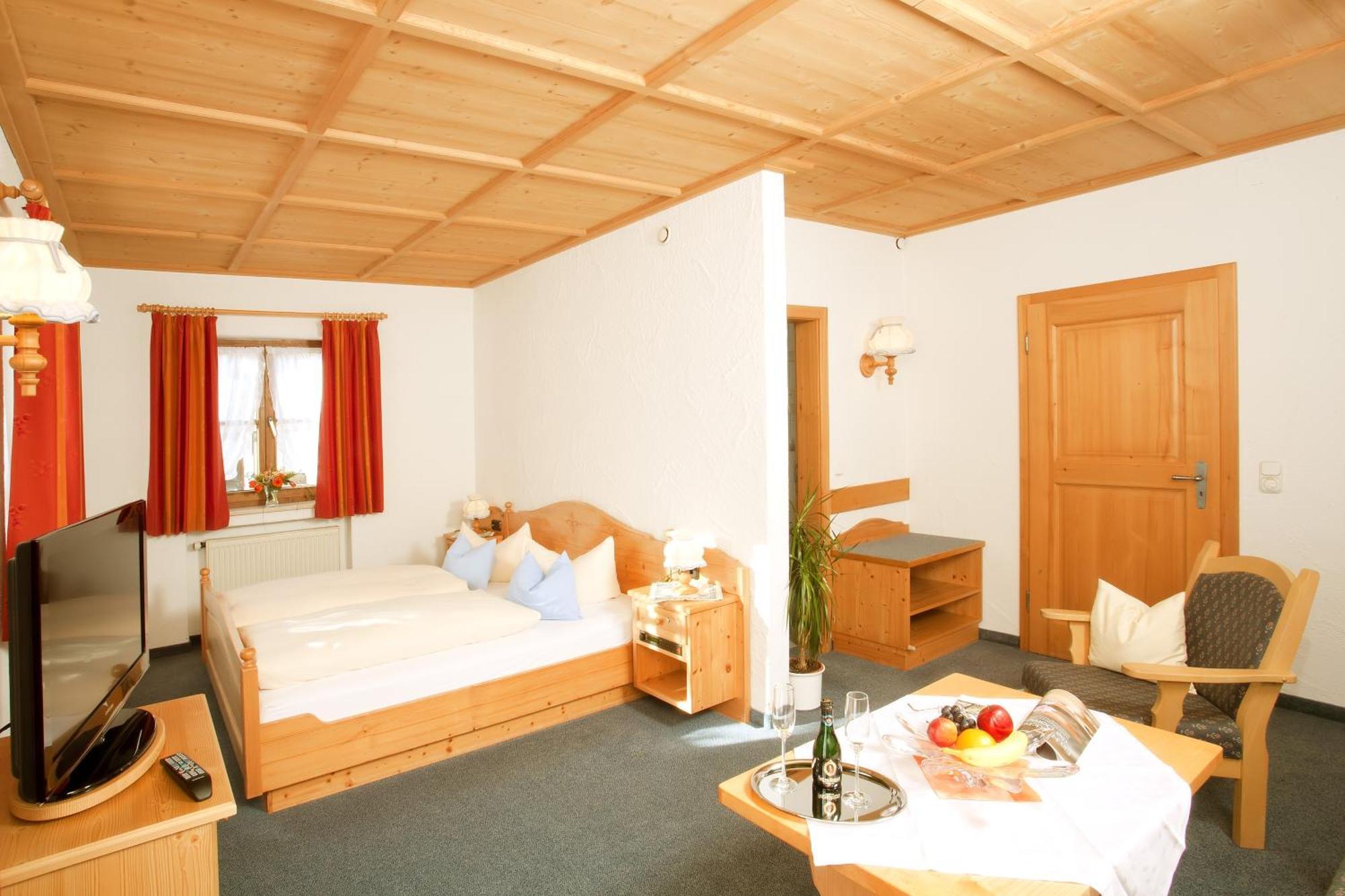 Hotel Landhaus Feldmeier ***S Oberammergau Luaran gambar